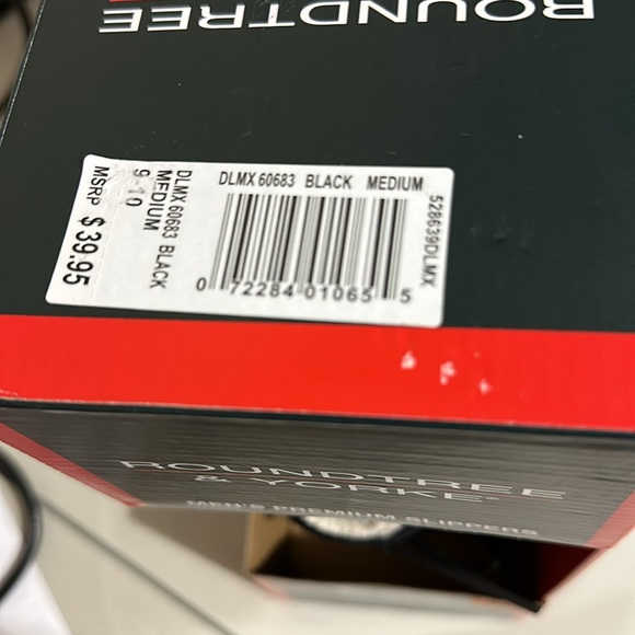 NIB Roundtree Men’s Premium Slippers Indoor/Outdoor - Picture 4 of 4